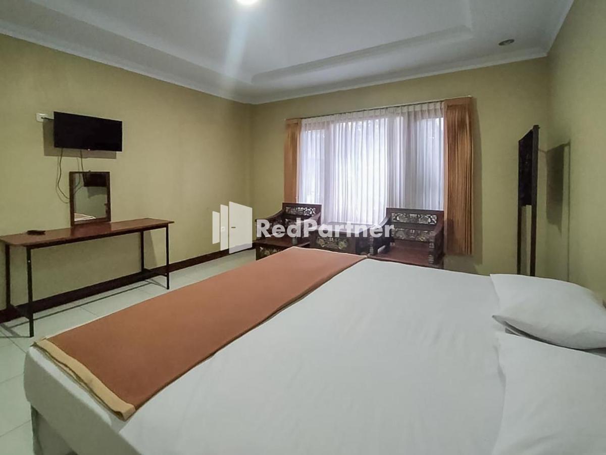 Pertiwi Village Redpartner Paragajen 外观 照片